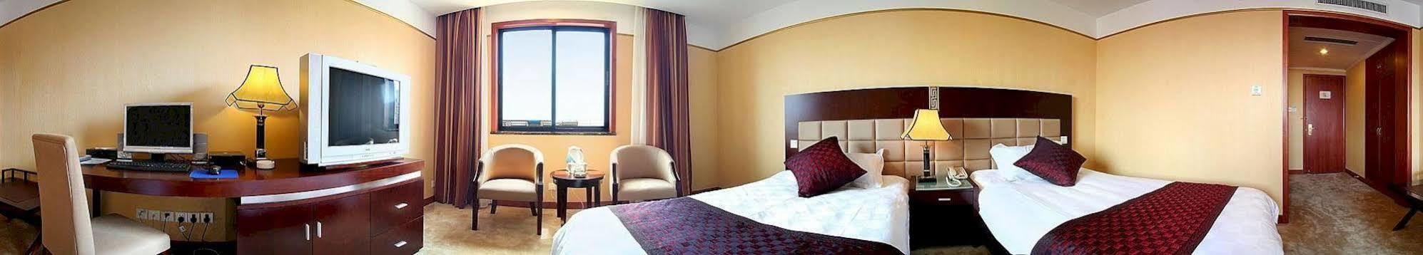Holiday Inn Express Nanjing Xuanwu Lake By Ihg Exterior photo